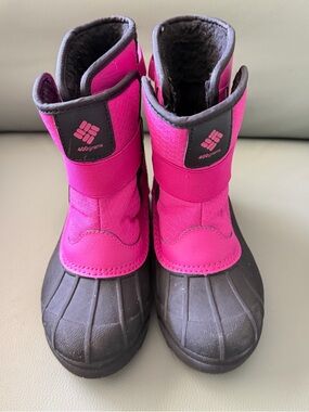 Columbia Kids Hot Pink and Black Winter Boots